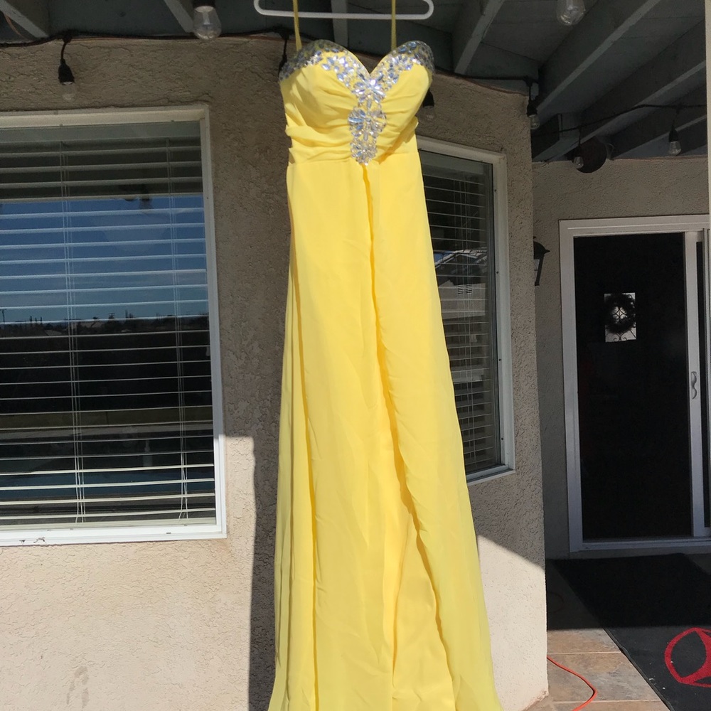 Prom dress